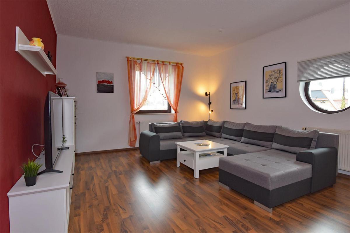 Ferienwohnung Schmalkalden Am Radwanderweg Dış mekan fotoğraf